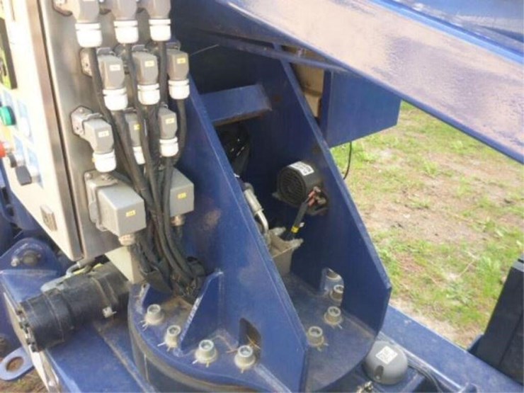 2022-goman-lift-x18-crawler-spider-boom-lift-82202-image-37