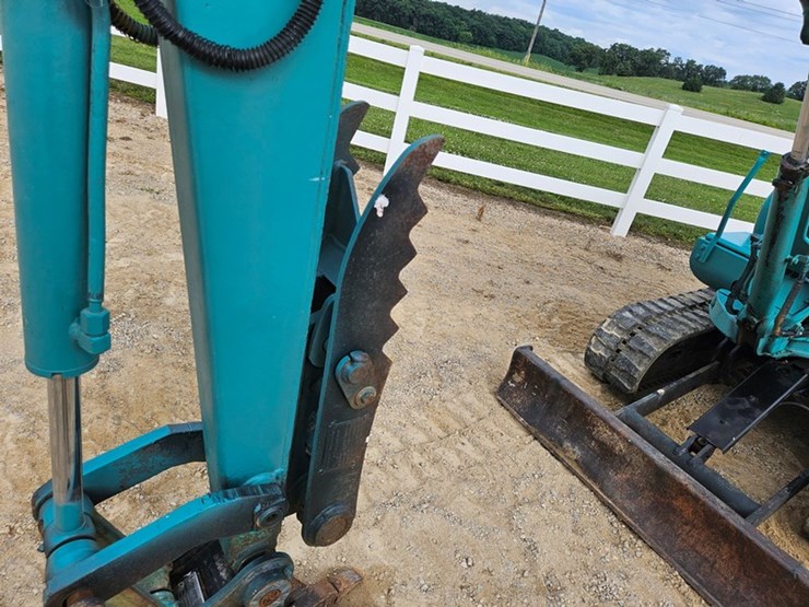 komatsu-pc20-image-14