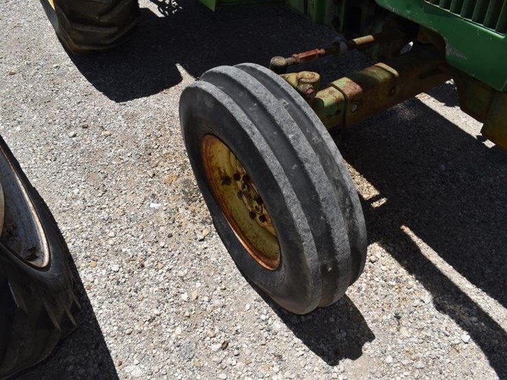 jd-1650-tractor-w/-jd-loader-(serial-#-ch1650a001871)-(showing-appx-2,518-h-image-4