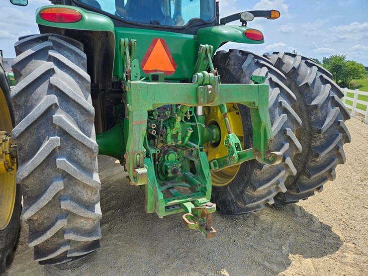 john-deere-8285r-image-17