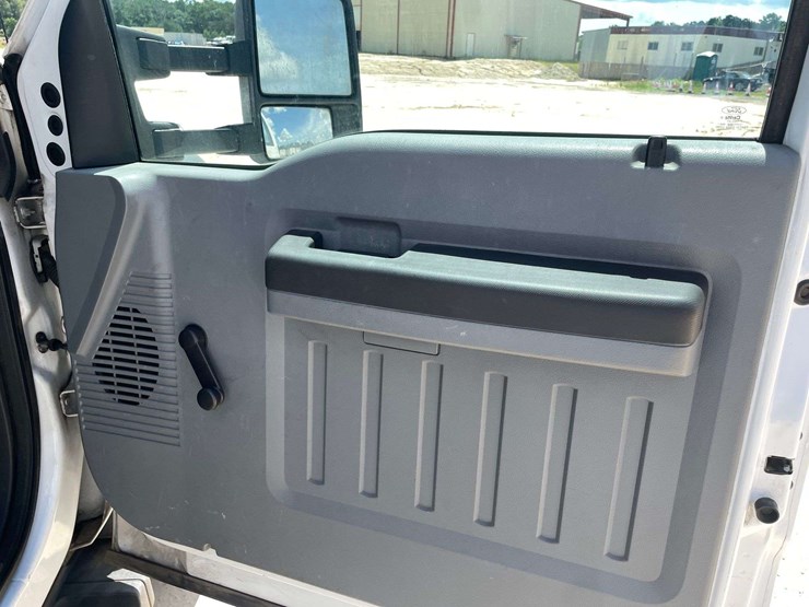 2012-ford-f450-image-18