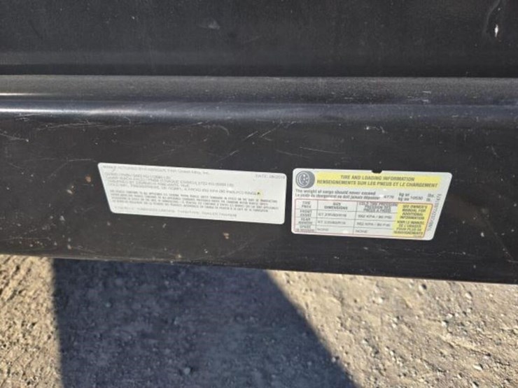 2019-caterpillar-xq230-image-8