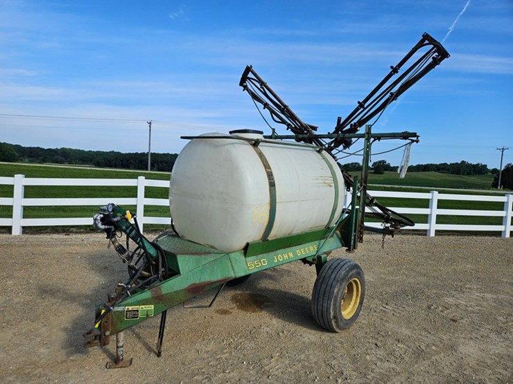 john-deere-550-image-1