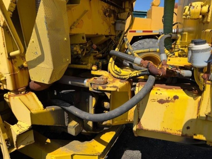 volvo-a25-image-15