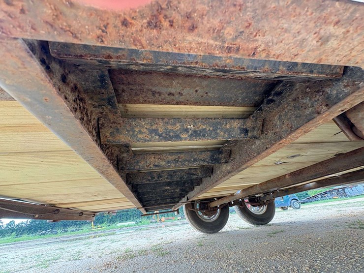 big-tex-car-hauler-image-17