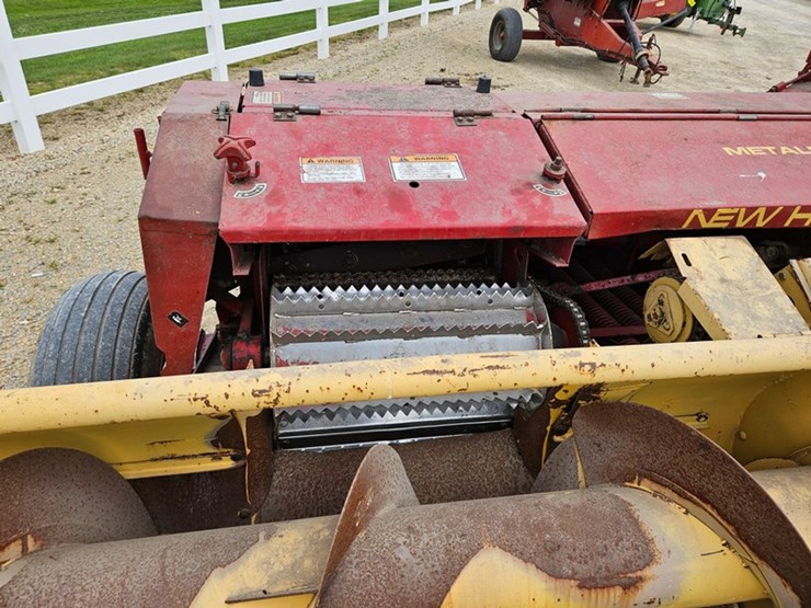 new-holland-900-image-22