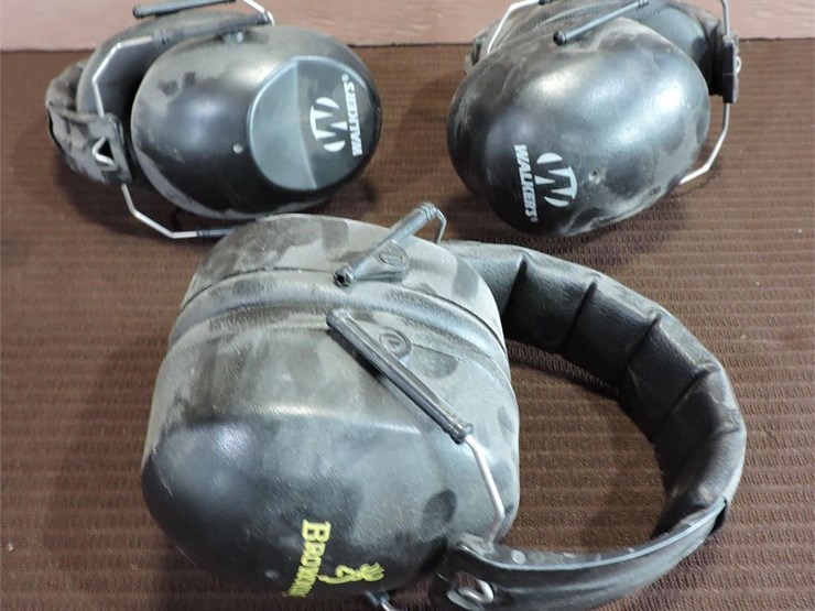 3-pair-of-shooters-ear-muffs-image-1