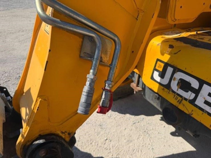 2018-jcb-505-20-image-23