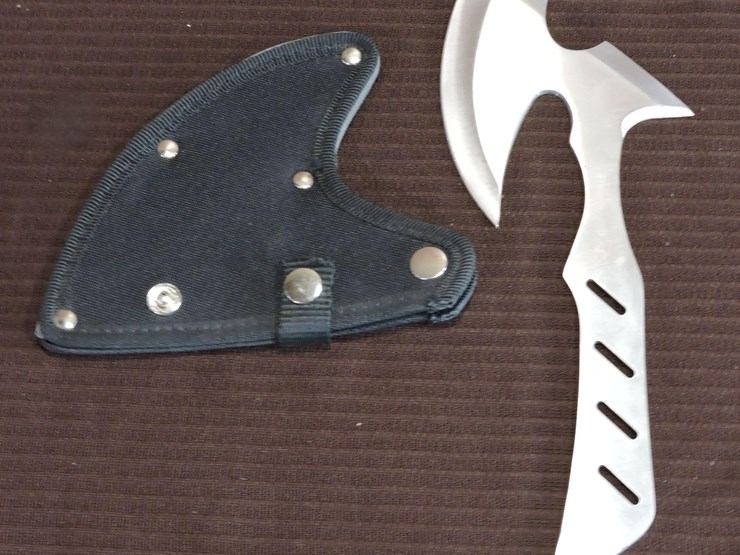 stainless-steel-throwing-hatchet-image-1
