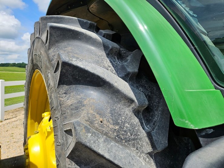 john-deere-8285r-image-59