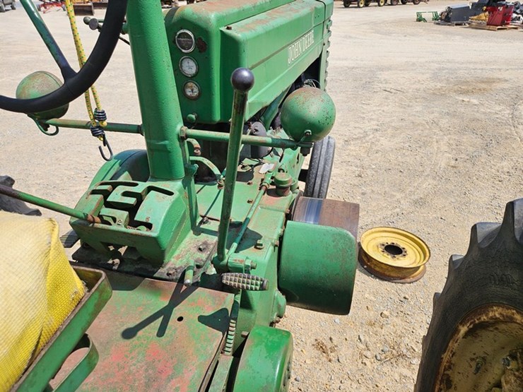 1950-john-deere-model-a-image-16