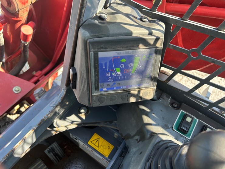 2018-takeuchi-tl10v2-image-19