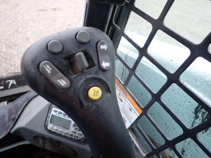 2020-bobcat-s850-image-27