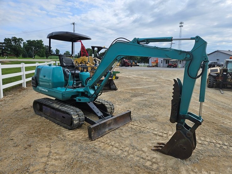 komatsu-pc20-image-7