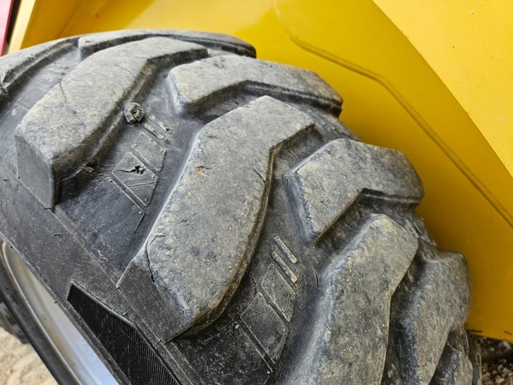 2020-wacker-neuson-sw32-image-35
