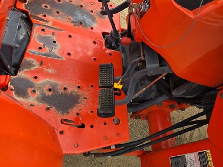 kubota-l4400-image-19