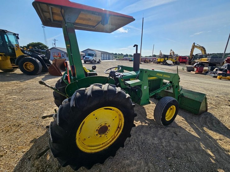 john-deere-1530-image-5