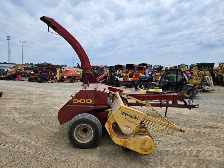 new-holland-900-image-6