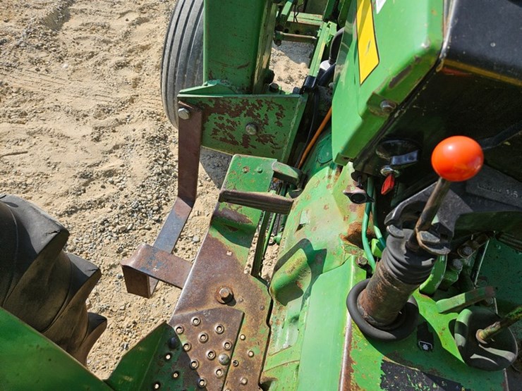 john-deere-1530-image-24