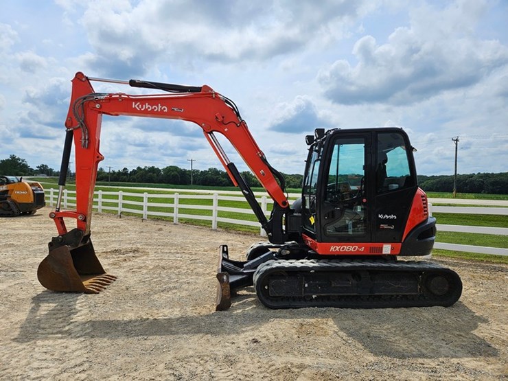 2022-kubota-kx080-4-image-2