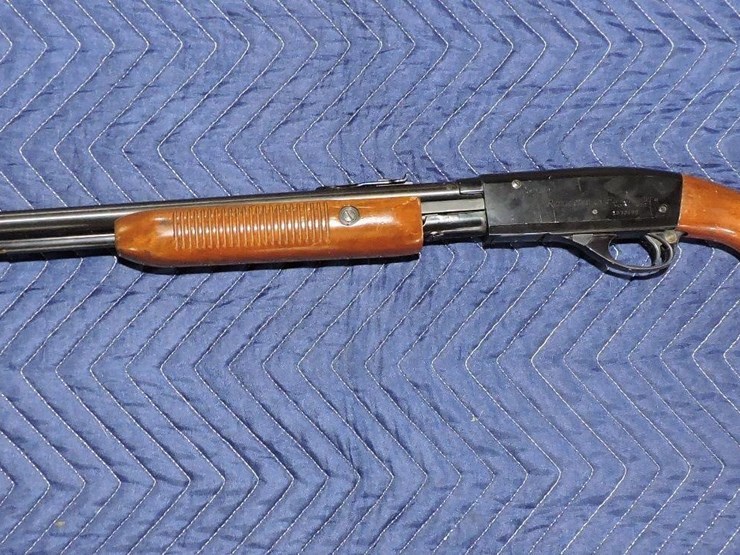 remington-fieldmaster-model-572,-.22-s-l-lr,-image-2