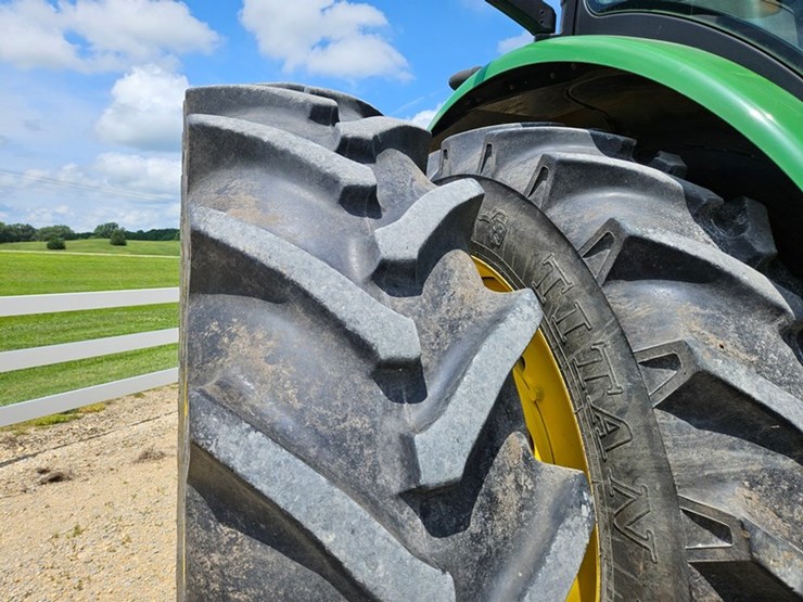 john-deere-8285r-image-58