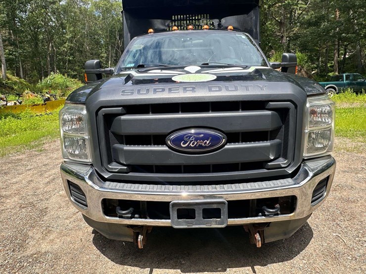 2012-ford-f350-image-16