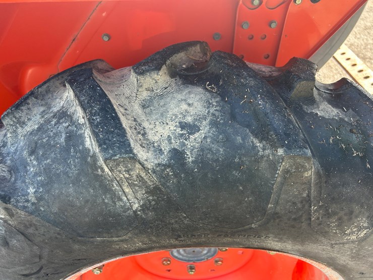 1995-kubota-l2900-image-4