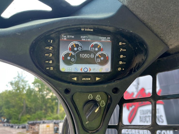 2022-bobcat-t550-image-18
