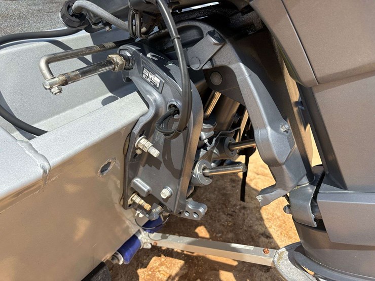 2011-xpress-12'-aluminum-boat-w/yamaha-90hp-outboard-image-30