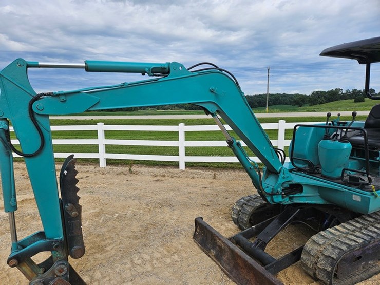 komatsu-pc20-image-17