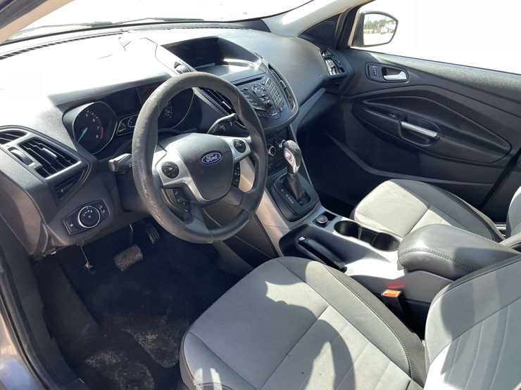 2014-ford-escape-image-11