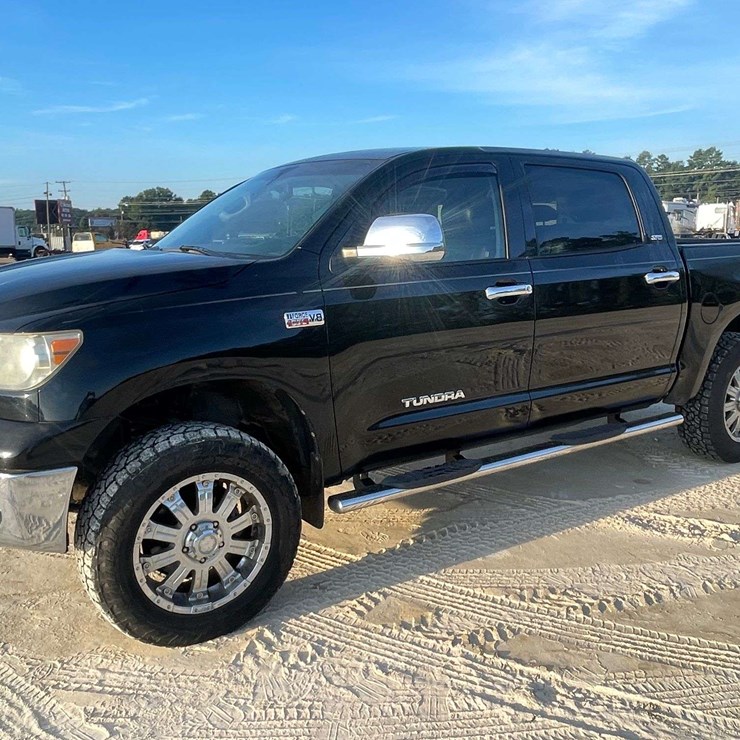 2012 TOYOTA TUNDRA