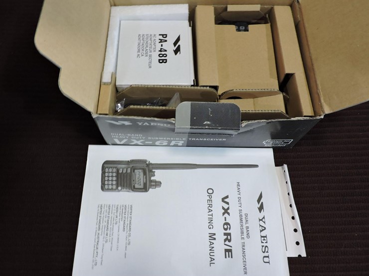 yaesu,-model-vx-6r-dual-band-transceiver,-nib-image-2