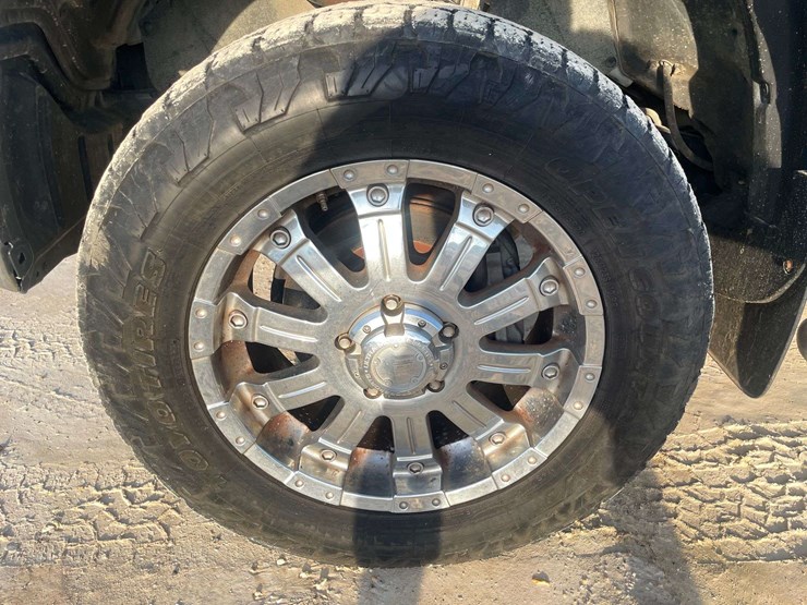 2012-toyota-tundra-image-19