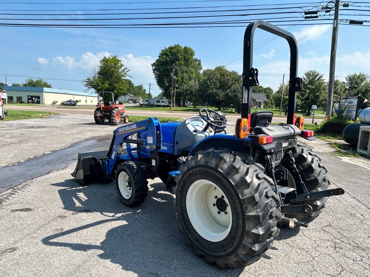 2020-new-holland-workmaster-25-image-5
