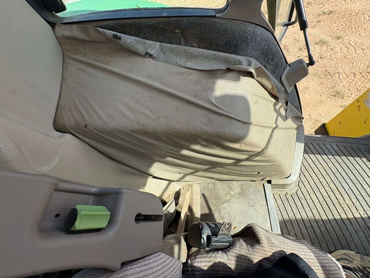 john-deere-6330-image-18