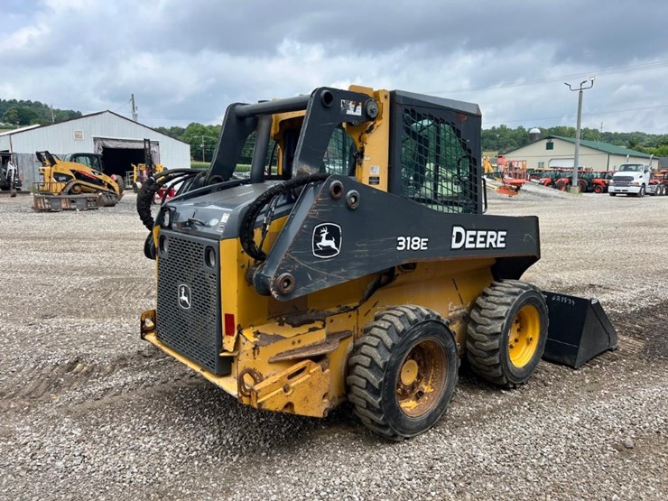 deere-318e-image-6