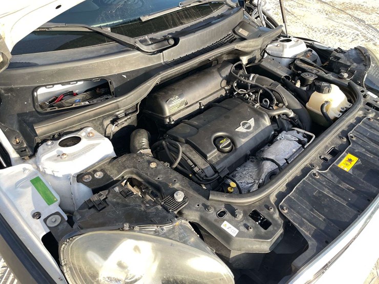 2012-mini-cooper-4-door-sedan-(101,038-miles)-image-8