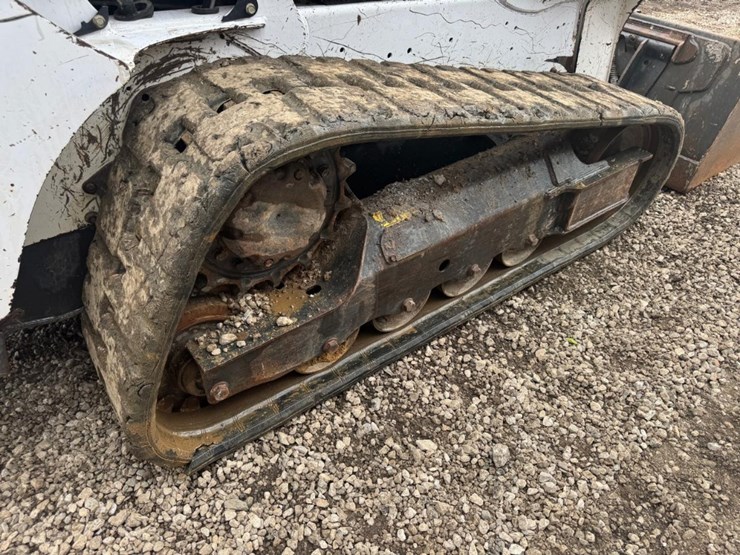 2016-bobcat-t595-image-18