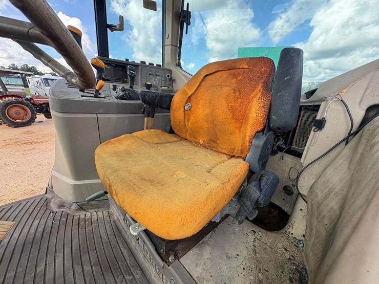 john-deere-6230-image-12