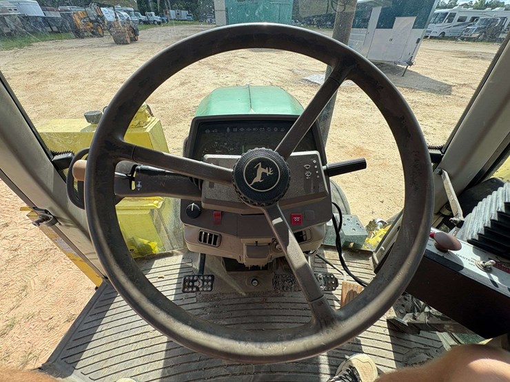 john-deere-6330-image-16