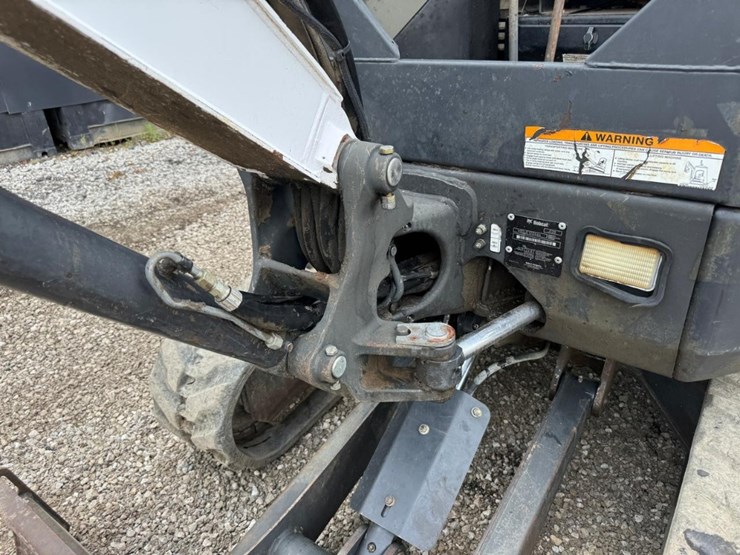 2016-bobcat-e26-image-13