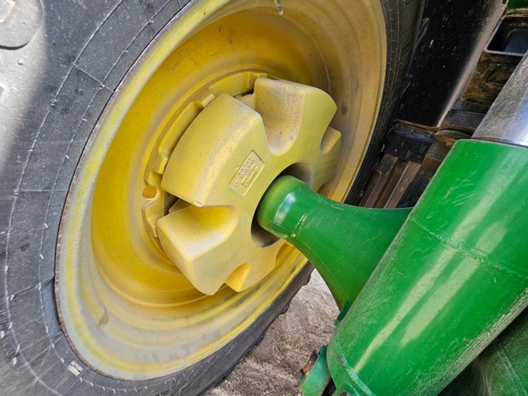 john-deere-8285r-image-62
