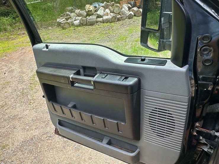 2012-ford-f350-image-69