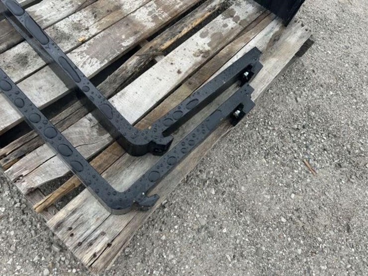 unused-2026-captok-ck-dhc-skid-steer-forks-image-5