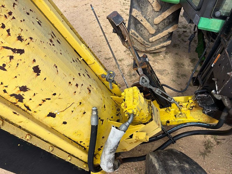 john-deere-6330-image-36