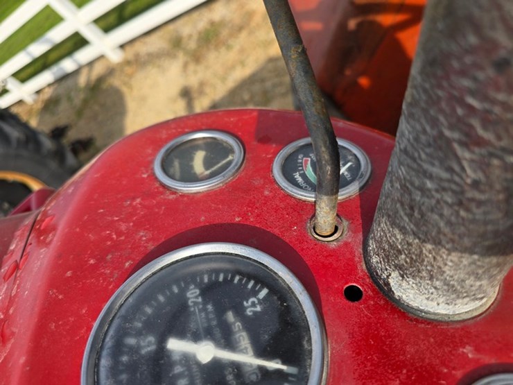 massey-ferguson-super-90-image-21