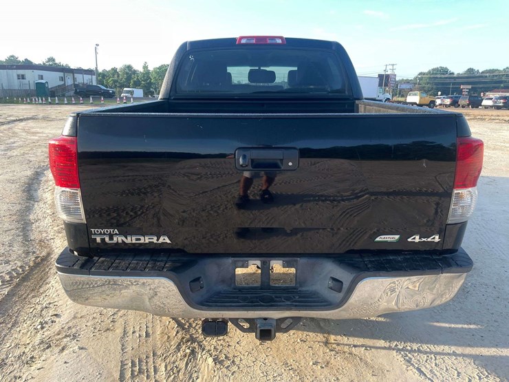 2012-toyota-tundra-image-6