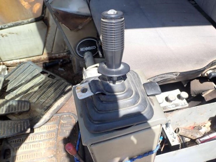 kobelco-k907-lc-ii-image-21